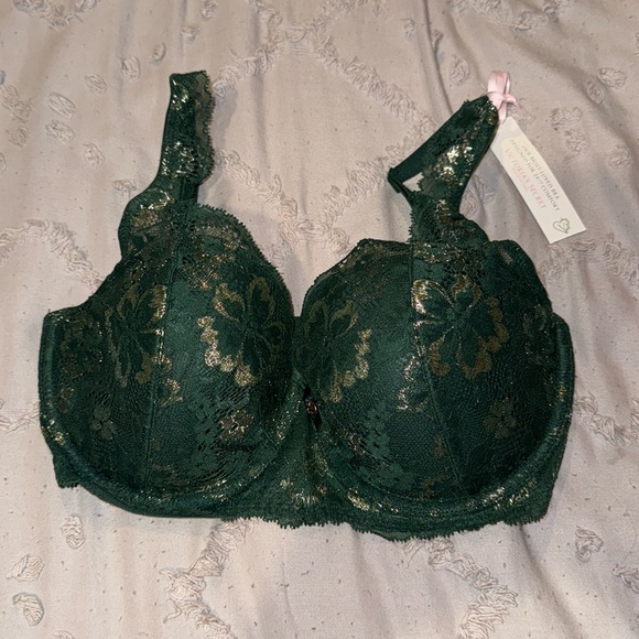 Brand New Emerald Victorias Secret Bra - Picture 1 of 7